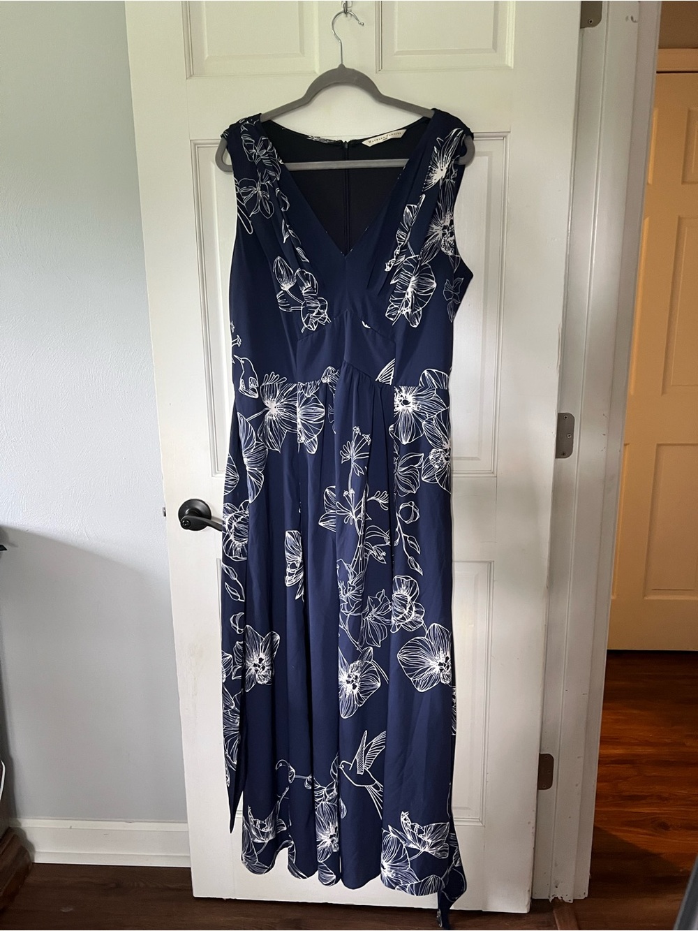 eshakti Navy and White Floral V-Neck Maxi Dress